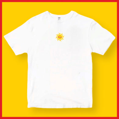 SUNS - SMALL FRONT CENTRE TEE